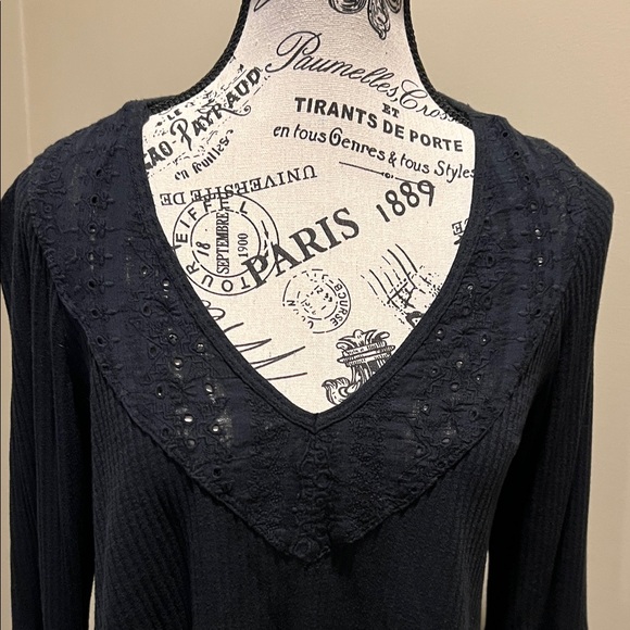 Free People Black Boho lace Blouse - Picture 2 of 7